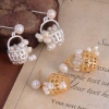 The new mid-style pearl flower basket earrings are niche, exquisite and high-end. The stud earrings are fashionable, elegant, trendy and versatile Specification image
